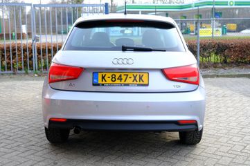 Voertuigafbeelding 7