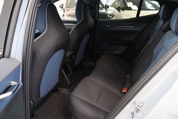 Voertuigafbeelding 43