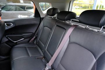 Voertuigafbeelding 32