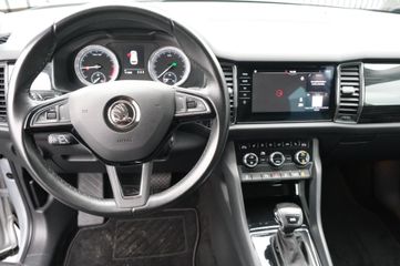 Voertuigafbeelding 12