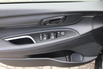 Voertuigafbeelding 7