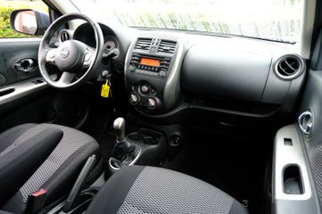 Voertuigafbeelding 4