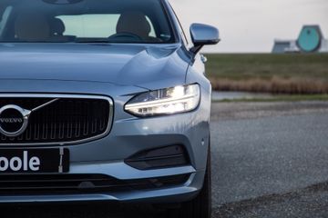 Voertuigafbeelding 4