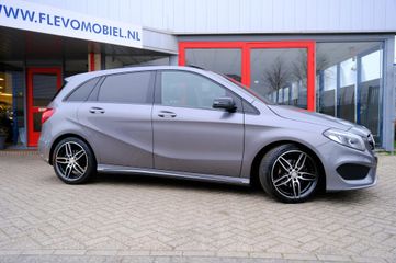 Voertuigafbeelding 3