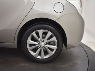 Voertuigafbeelding 10