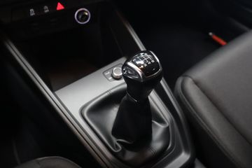 Voertuigafbeelding 19