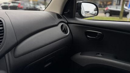 Voertuigafbeelding 12