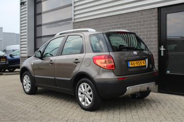 Voertuigafbeelding 6