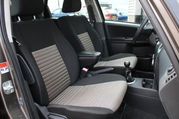 Voertuigafbeelding 9