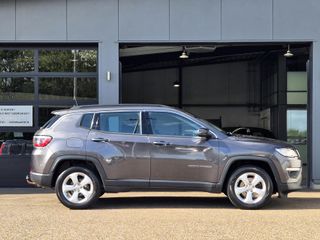 Voertuigafbeelding 37