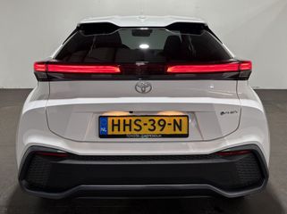 Voertuigafbeelding 8