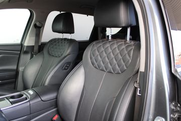 Voertuigafbeelding 8