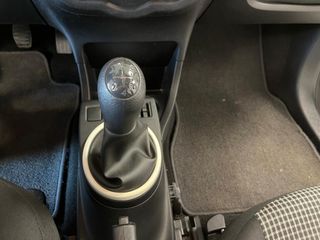 Voertuigafbeelding 14