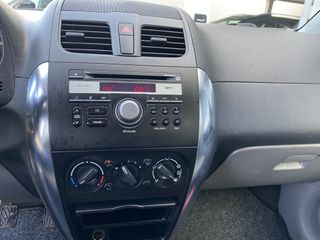 Voertuigafbeelding 5