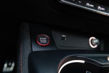 Voertuigafbeelding 38