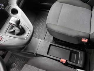 Voertuigafbeelding 21