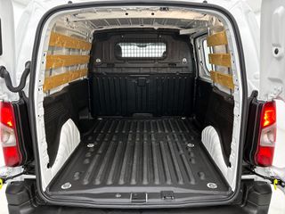 Voertuigafbeelding 8