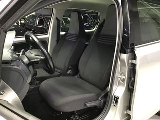 Voertuigafbeelding 12