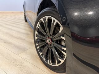 Voertuigafbeelding 8