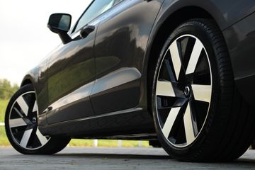 Voertuigafbeelding 12