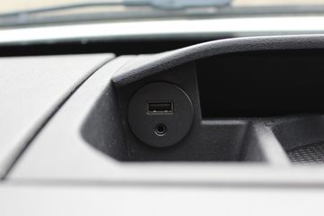 Voertuigafbeelding 15