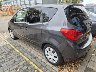 Voertuigafbeelding 11