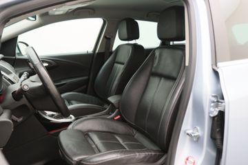 Voertuigafbeelding 8