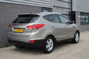 Voertuigafbeelding 4