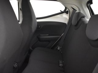 Voertuigafbeelding 8