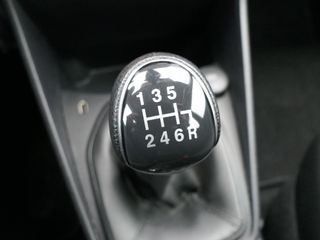 Voertuigafbeelding 28