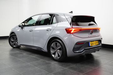 Voertuigafbeelding 4