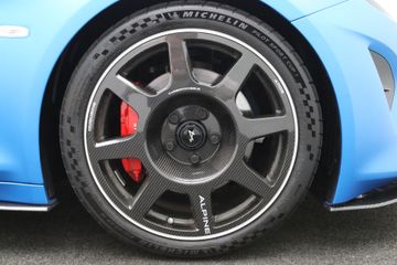 Voertuigafbeelding 4