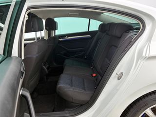 Voertuigafbeelding 16