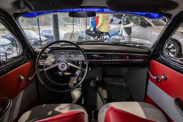 Voertuigafbeelding 12