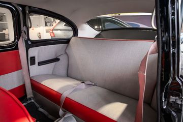 Voertuigafbeelding 13