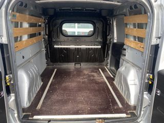 Voertuigafbeelding 24