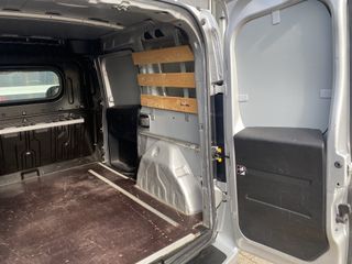 Voertuigafbeelding 25