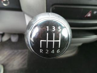 Voertuigafbeelding 12