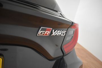 Voertuigafbeelding 31