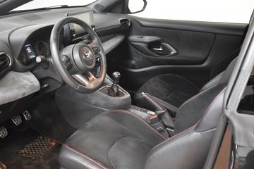 Voertuigafbeelding 6