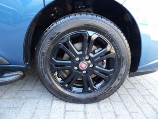 Voertuigafbeelding 16