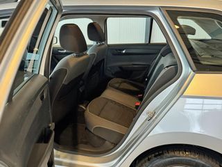 Voertuigafbeelding 21