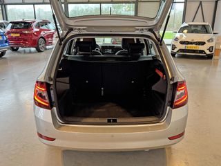 Voertuigafbeelding 23