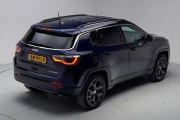 Voertuigafbeelding 16