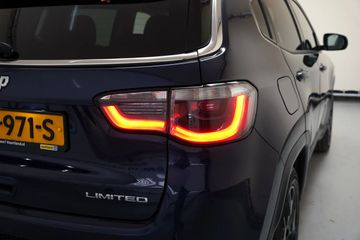 Voertuigafbeelding 35