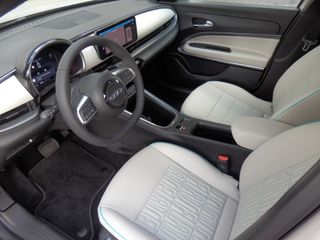 Voertuigafbeelding 6