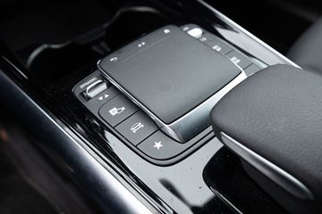 Voertuigafbeelding 12