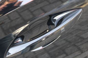 Voertuigafbeelding 7