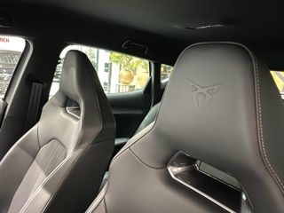 Voertuigafbeelding 8