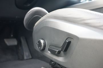 Voertuigafbeelding 10